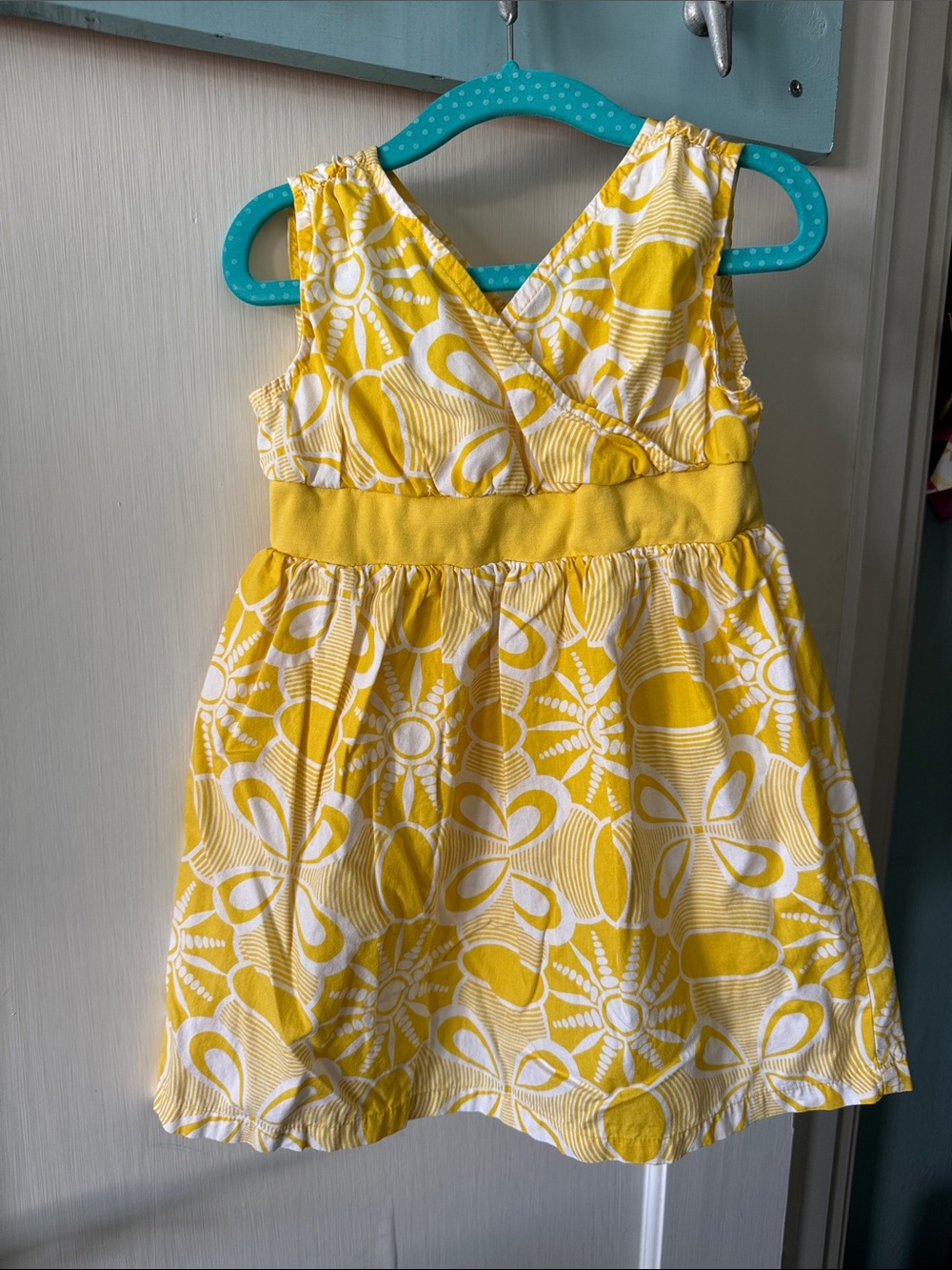 Tea Collection Yellow and White Floral Sleeveless Casual Dress